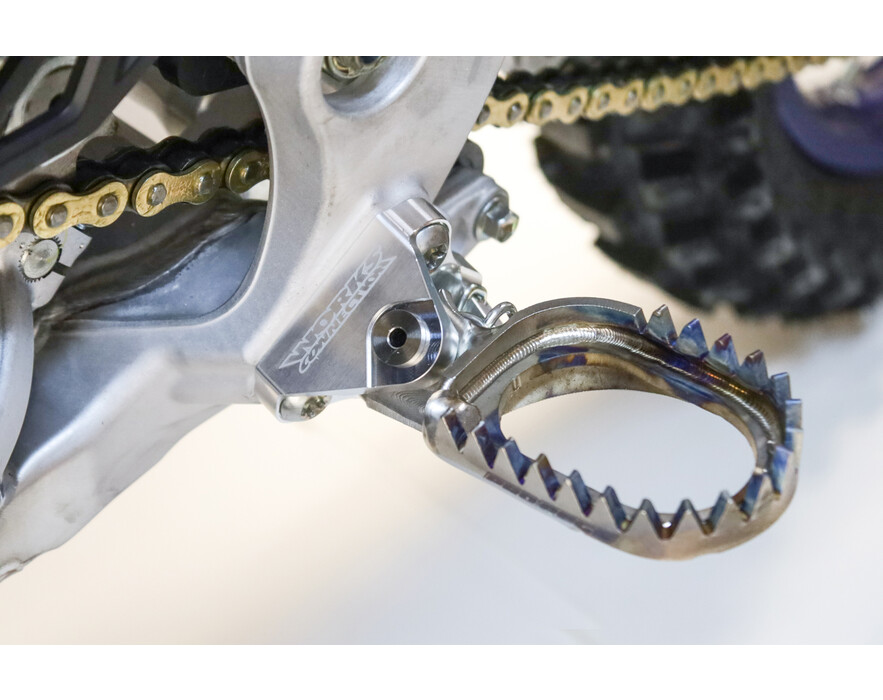 Aluminum Offset Foot Peg Mounts - Aluminum | Works C