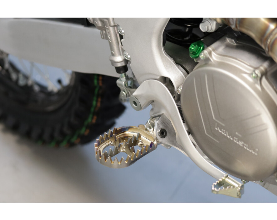 Foot Pegs-Pro Pegs Titanium | Works Connection